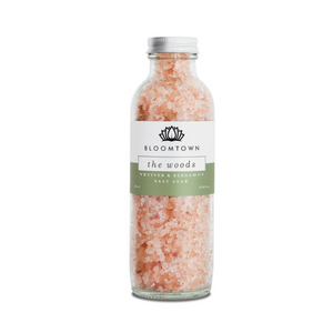 Pink Himalayan Salt Soak - The Woods (Vetiver, Cedar & Bergamot)