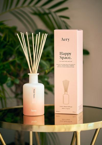 Aery  Happy Space Reed Diffuser - Rose, Geranium & Amber